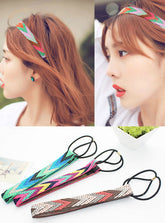 Diadema de flores con bordado étnico bohemio